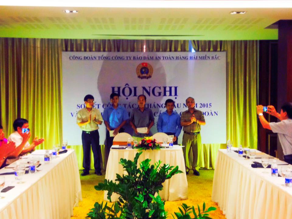 Công đoàn Tổng công ty Bảo đảm an toàn hàng hải miền Bắc tổ chức Hội nghị sơ kết 6 tháng đầu năm 2015 và tập huấn nghiệp vụ công tác Công đoàn.