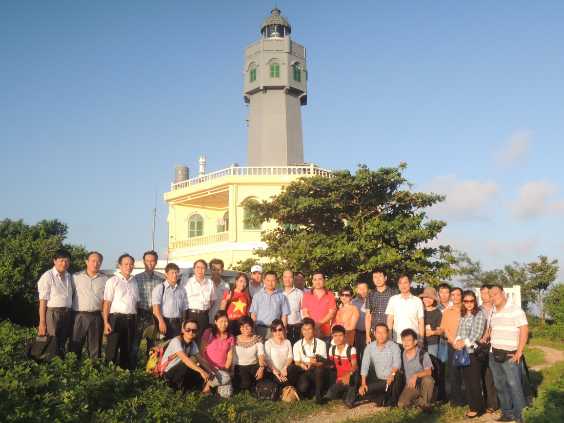 Đoàn công tác Sở Thông tin và Truyền thông Hải Phòng thăm và làm việc tại trạm Hải đăng Bạch Long Vĩ thuộc Huyện đảo Bạch Long Vĩ, thành phố Hải Phòng.