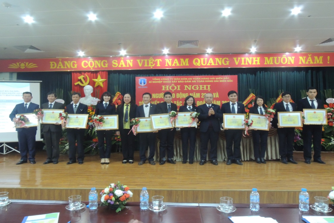 Xí nghiệp Khảo sát Bảo đảm an toàn hàng hải miền Bắc tổ chức Hội nghị người lao động và tổng kết công tác Công đoàn năm 2015