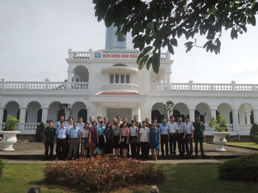 Hội nghị Sơ kết hoạt động của Khối thi đua Ban Tổ chức các Đảng ủy cấp trên cơ sở 6 tháng đầu năm 2016.