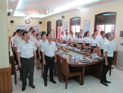 Công ty TNHH MTV Hoa tiêu hàng hải khu vực II tổ chức chào cờ và sinh hoạt dưới cờ tháng 7 năm 2018