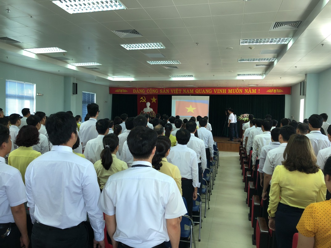 Tổng công ty Bảo đảm an toàn hàng hải miền Bắc tổ chức buổi Lễ Chào cờ sáng thứ 2 đầu tháng 7