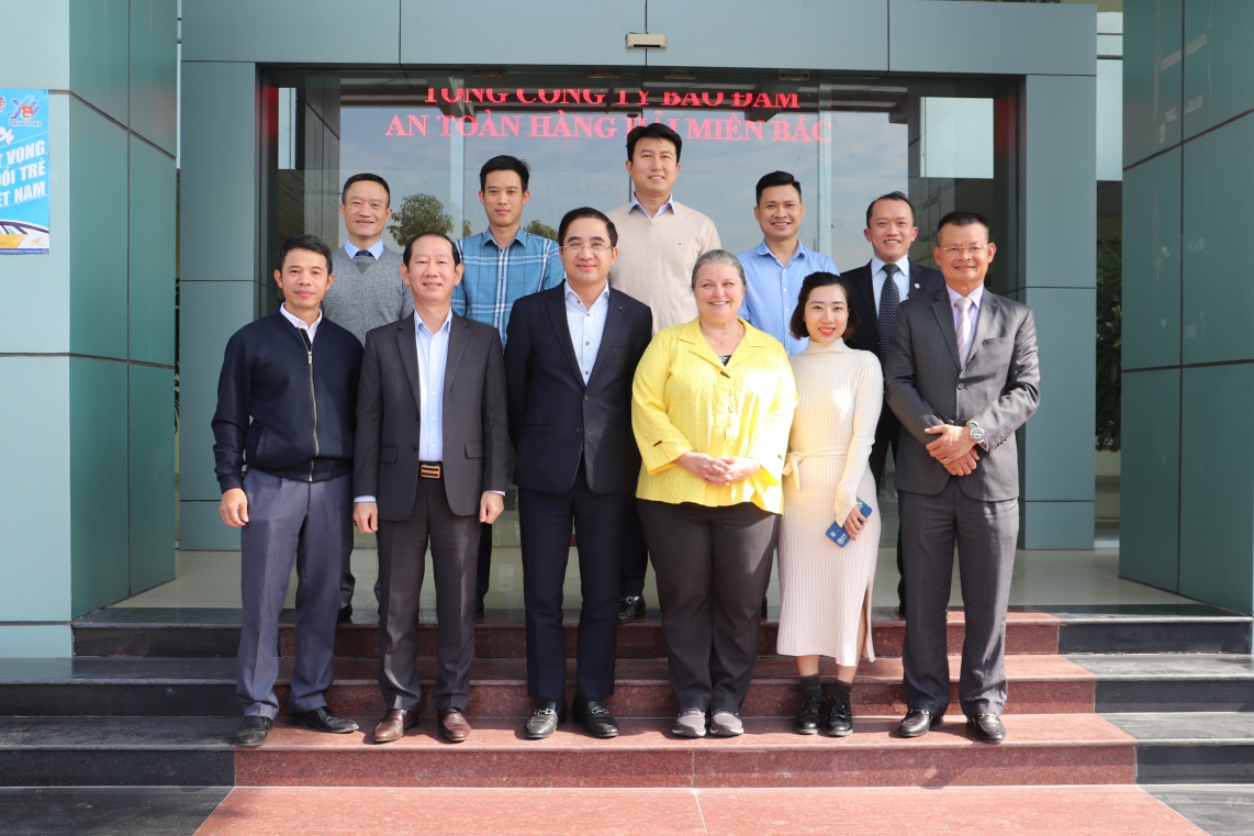 Tổng công ty Bảo đảm an toàn hàng hải miền Bắc làm việc với Cơ quan Thủy đạc Canada