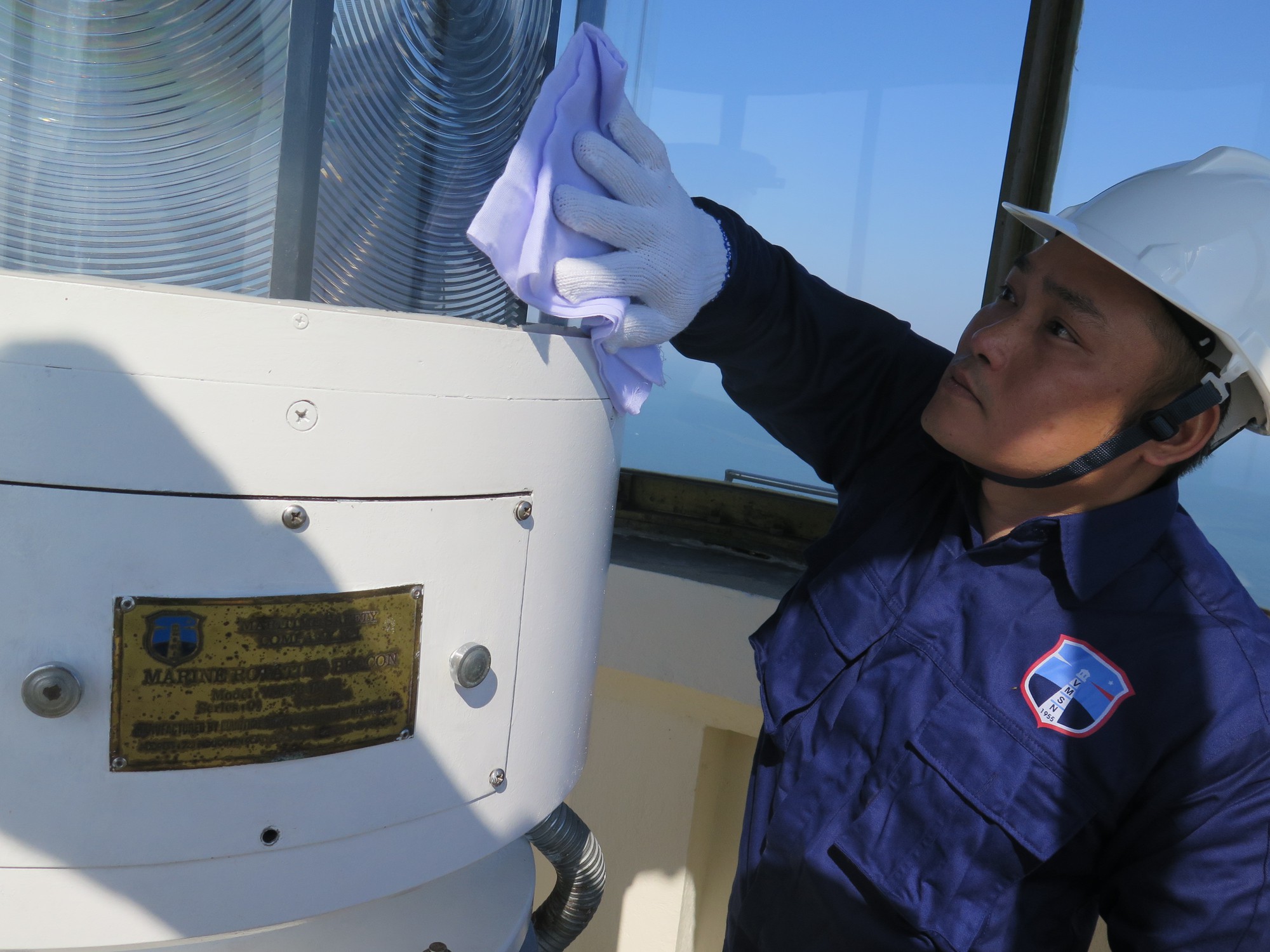 Những ngọn hải đăng vùng Đông Bắc: Kỳ 2: Tiếp bước cha trên hải đăng đảo Trần