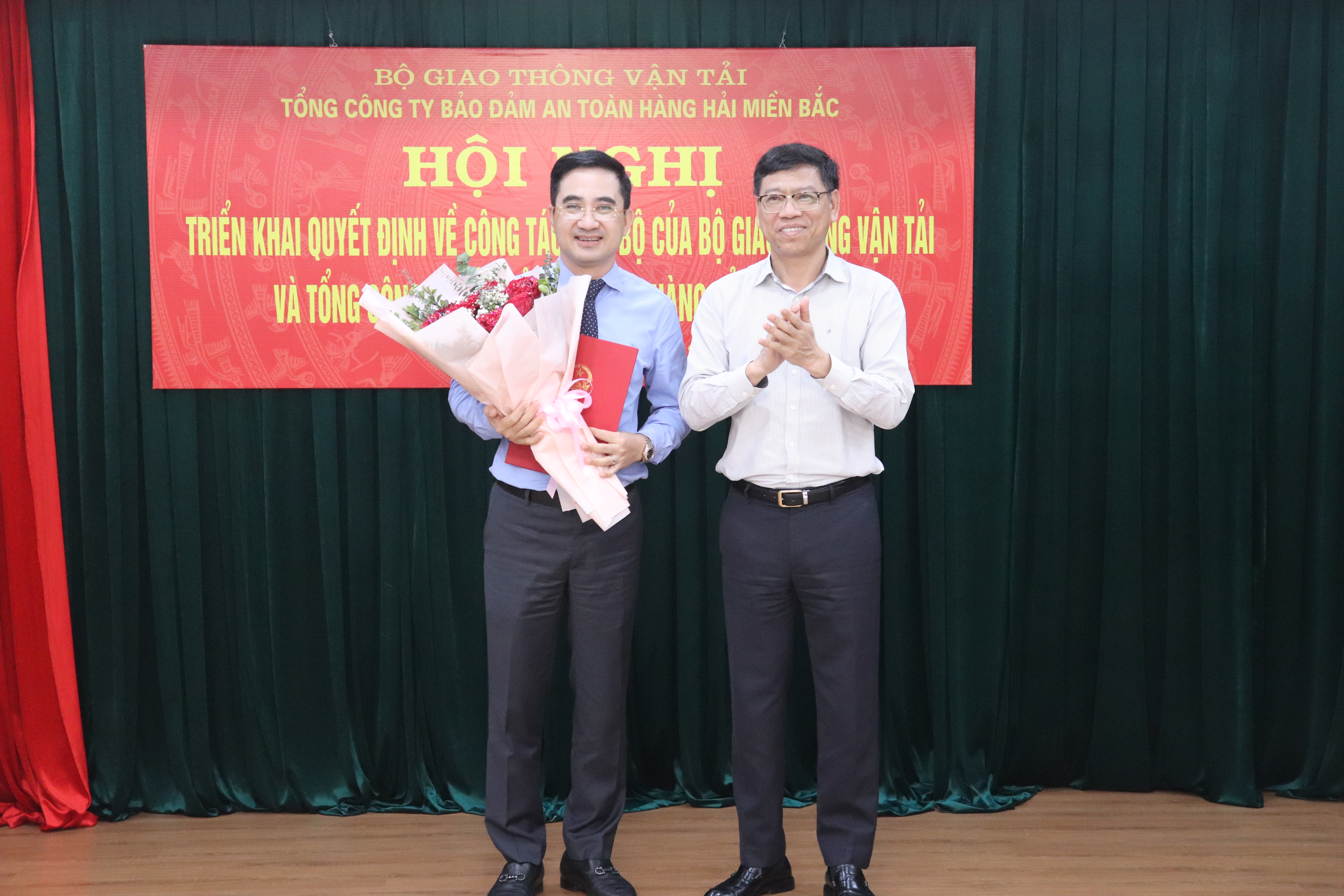 Hội nghị triển khai Quyết định về công tác cán bộ của Bộ Giao thông vận tải và Tổng công ty Bảo đảm an toàn hàng hải miền Bắc