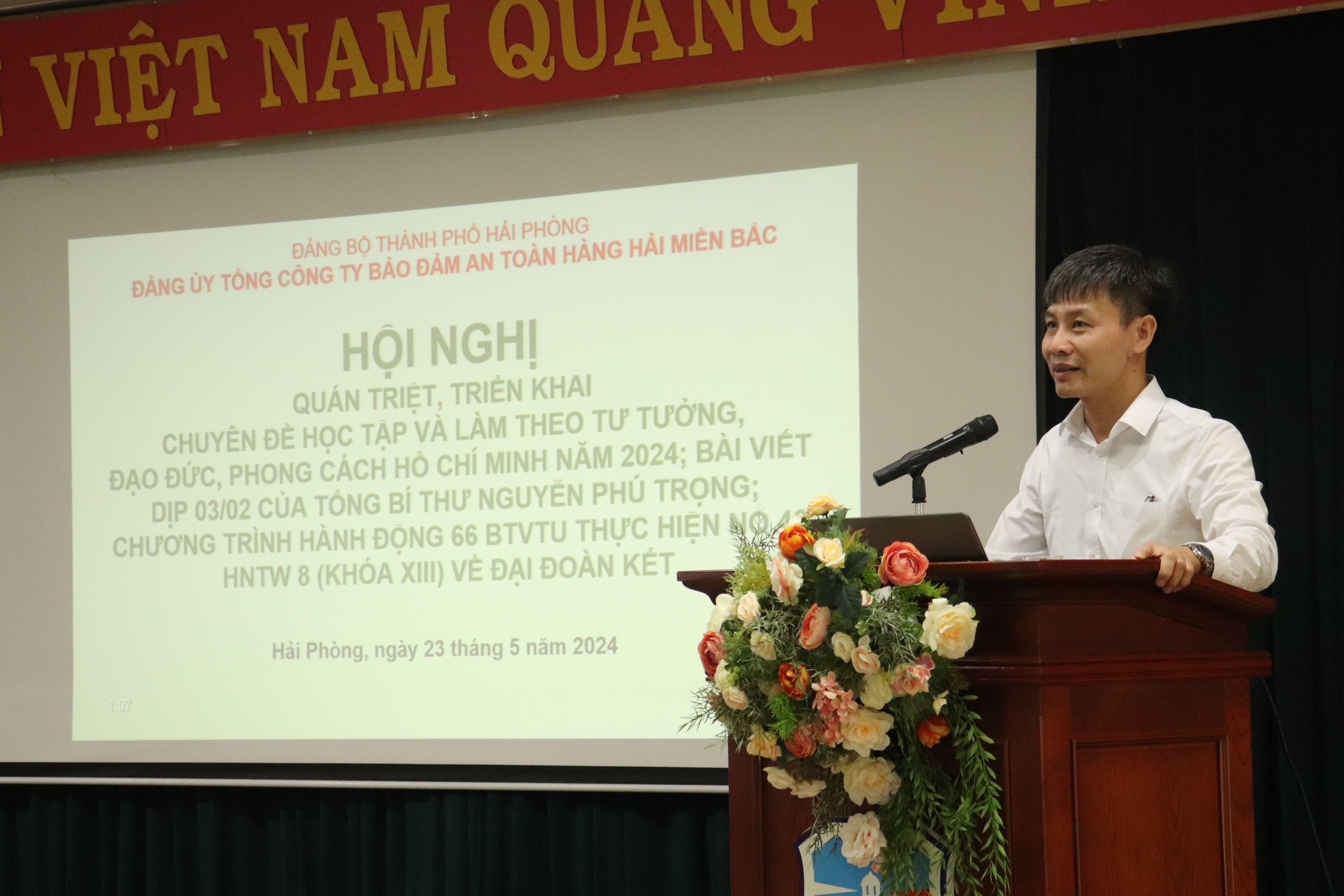 Hội nghị đánh giá tình hình thực hiện Kết luận số 01-KL/TW, ngày 18/5/2021 của Bộ Chính trị. Học tập chuyên đề học tập và làm theo tư tưởng, đạo đức, phong cách Hồ Chí Minh năm 2024; tuyên truyền, quán triệt và triển khai một số văn bản mới của Đảng